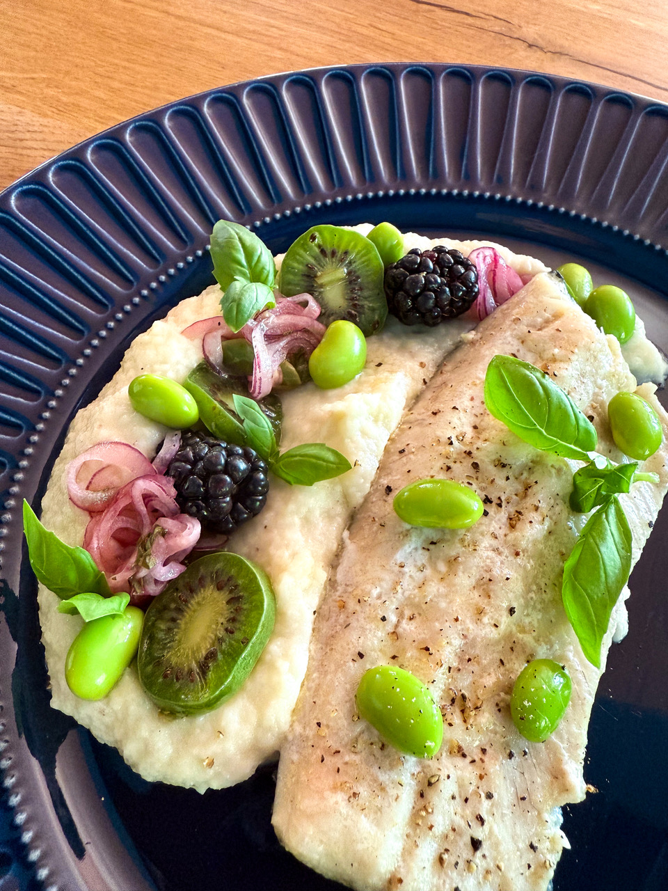 beneficii file pastrav la tigaie